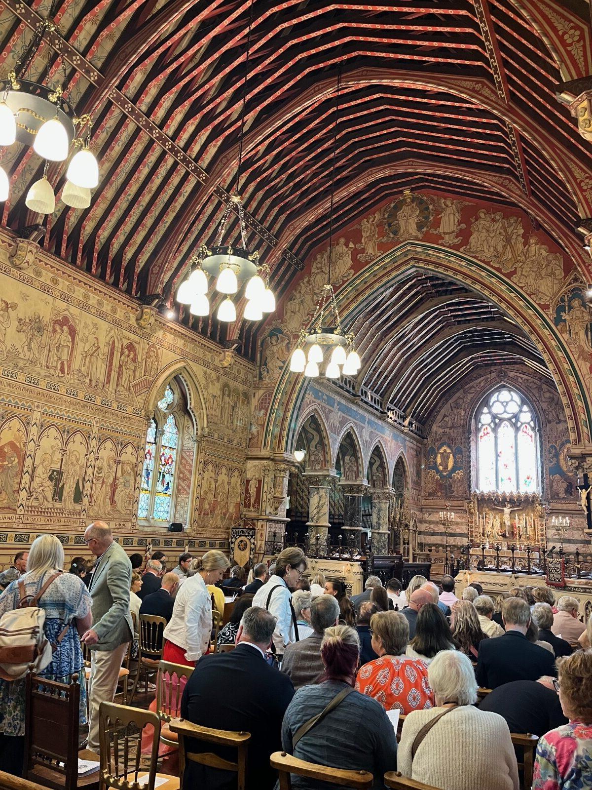 The nearby St. Leonard’s Chapel Newland